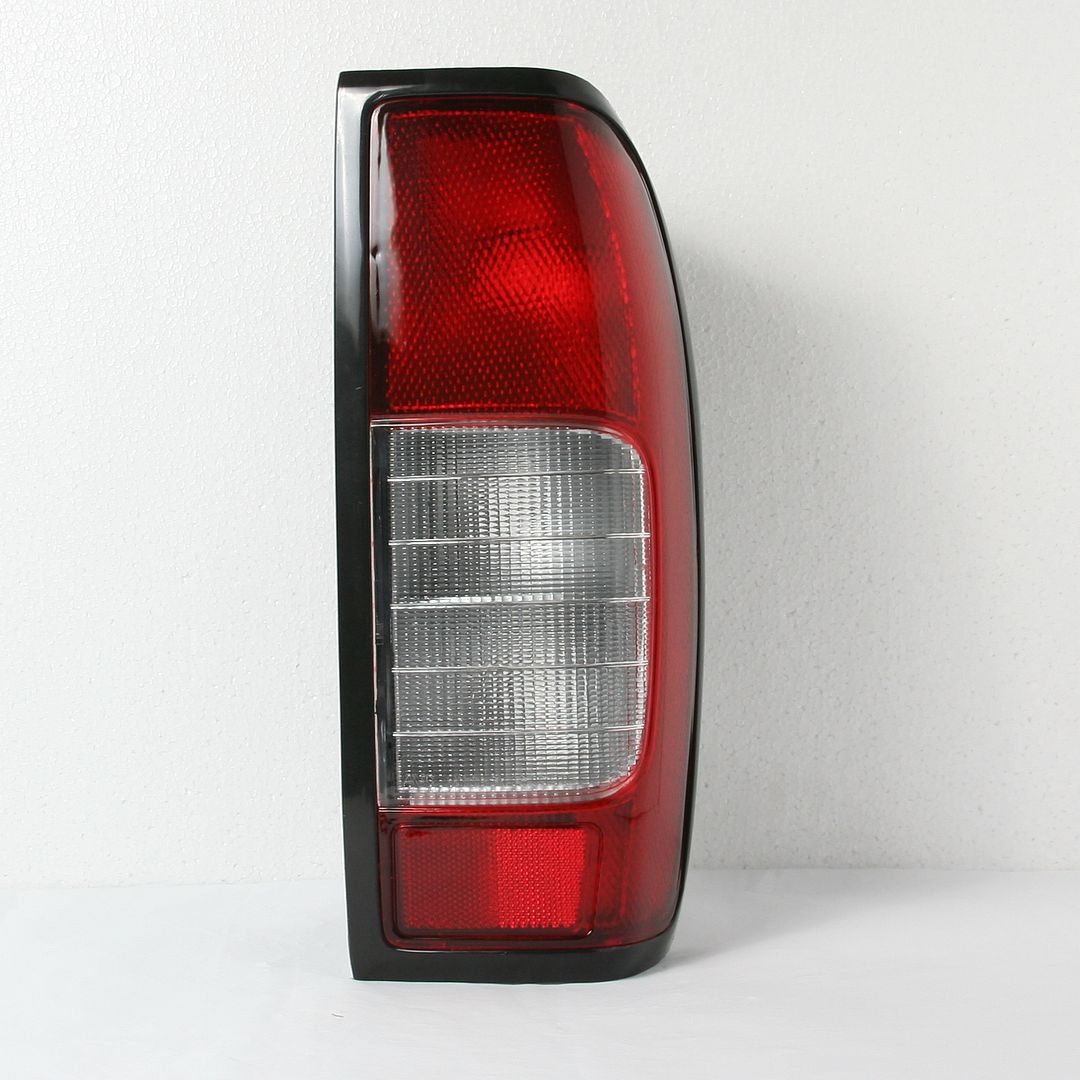 Nissan navara d22 rear lights #5