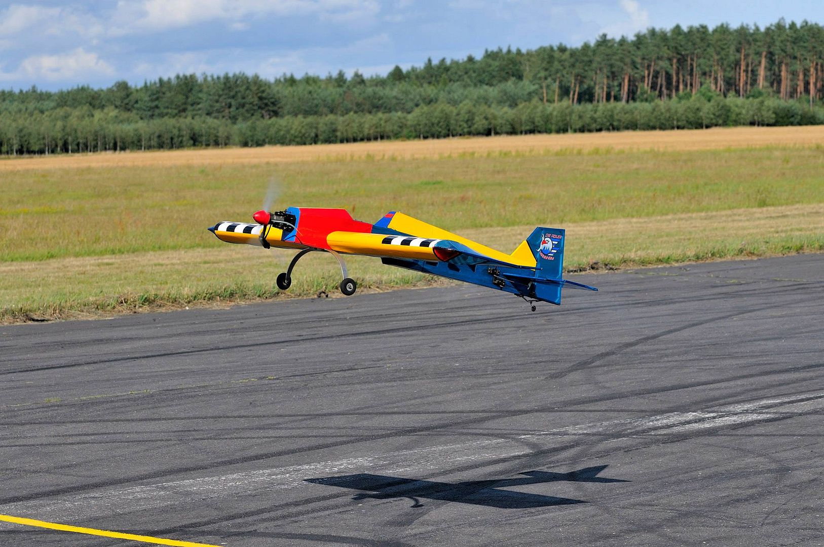 10491312_794409620600457_670329685814885