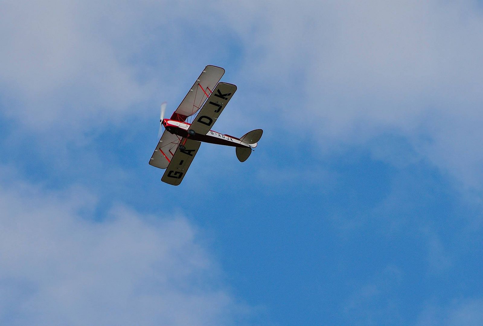 10550065_794409217267164_861890072229702