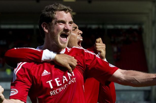 ScottVernon-2goles.jpg