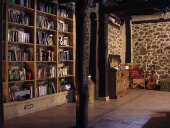 Bibliotecaencasa_zps6ece588e.jpg