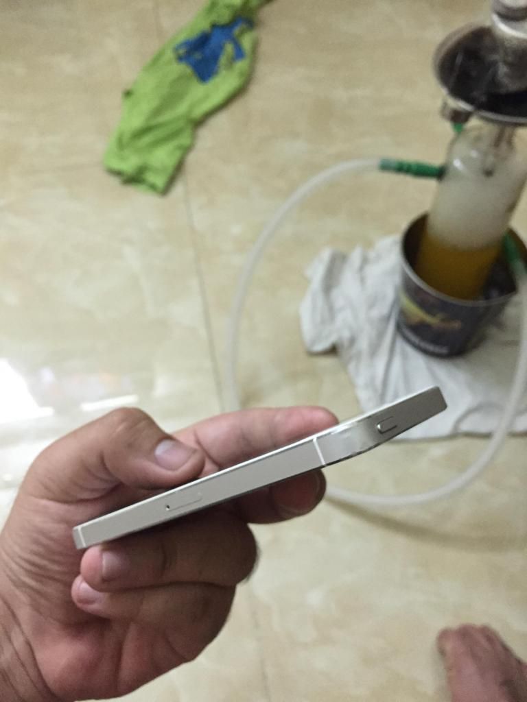 [HCM] Bán iphone 5 lock Sprint 16gb white đẹp fix full chức năng