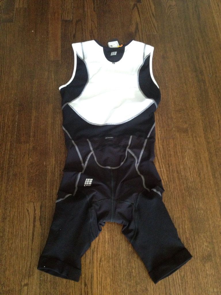 FS > New CEP Compression Skinsuit / Trisuit Men's 3/M White